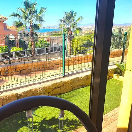Apartamento Con Hermoso Jardin Y Ac Isla Plana Exterior photo