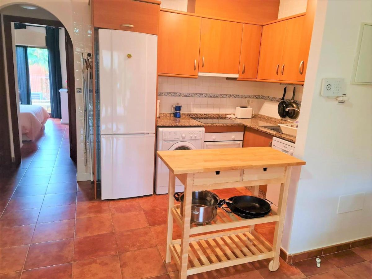 Apartamento Con Hermoso Jardin Y Ac Isla Plana Exterior photo