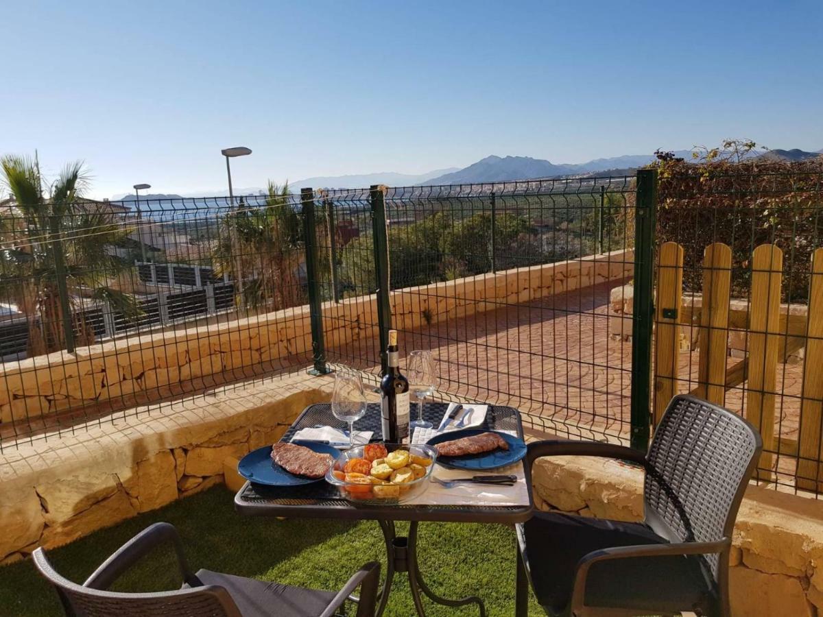 Apartamento Con Hermoso Jardin Y Ac Isla Plana Exterior photo