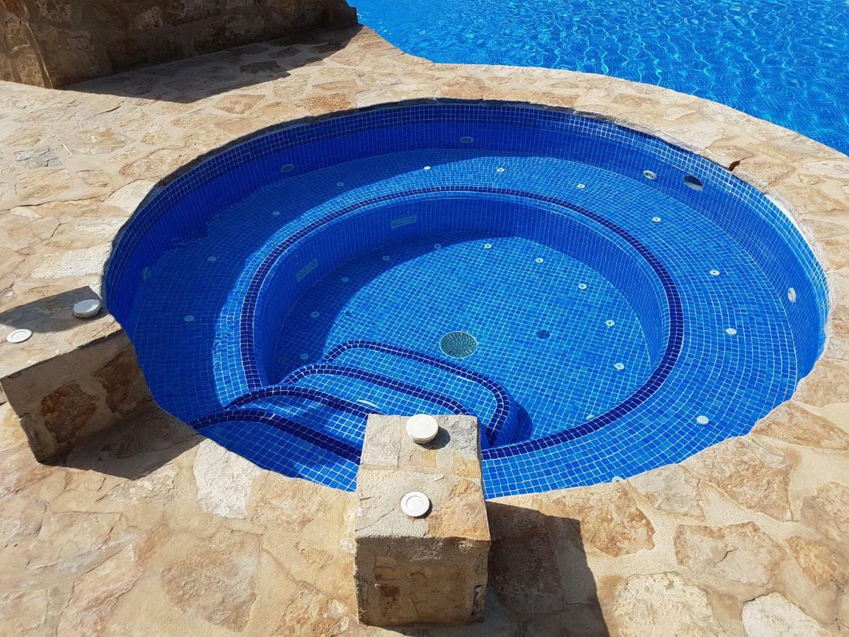 Apartamento Con Hermoso Jardin Y Ac Isla Plana Exterior photo